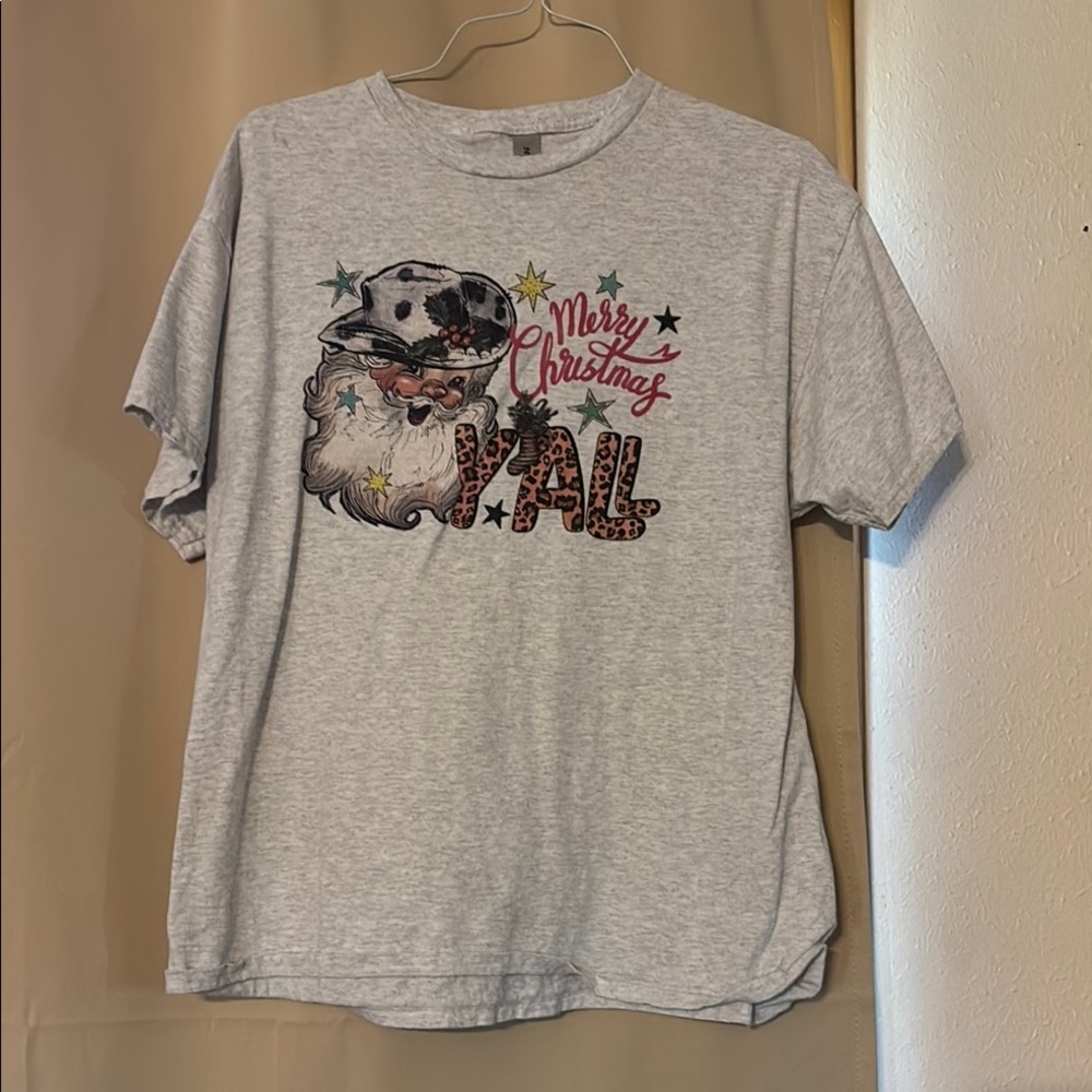Gildan Merry Christmas Graphic Tee - Gray